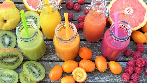 smoothies-2253423__340-beverage