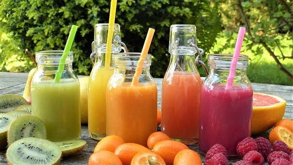 smoothies-2253430__340-beverage